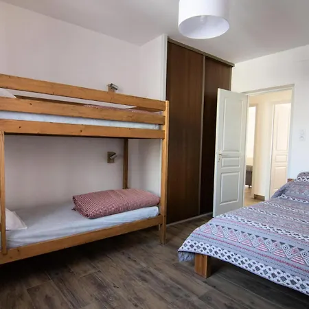 Gilbert Collet - 3 Pièces Pour 8 Personnes 44 Appartement *